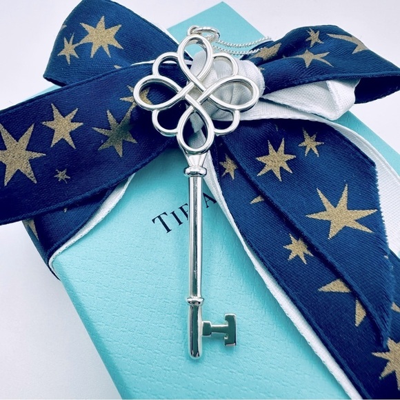 Tiffany & Co. LARGE Celtic Knot Key Charm 18” Necklace with PACKAGING - Picture 1 of 10